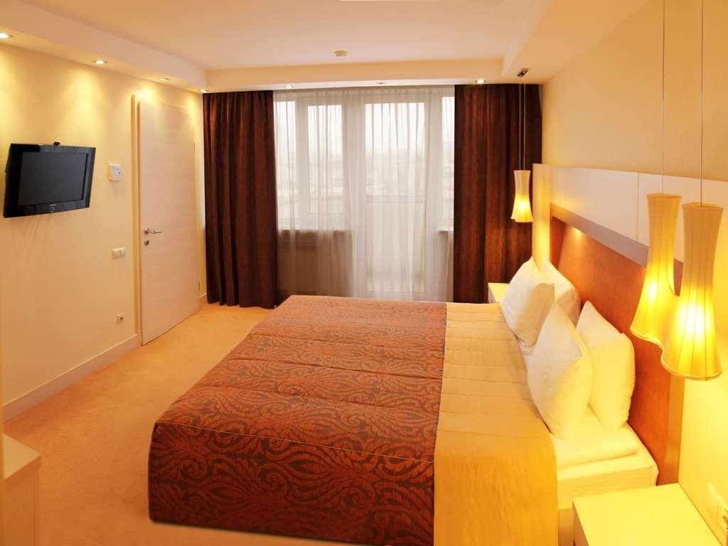 President Hotel Kyjev Pokoj fotografie